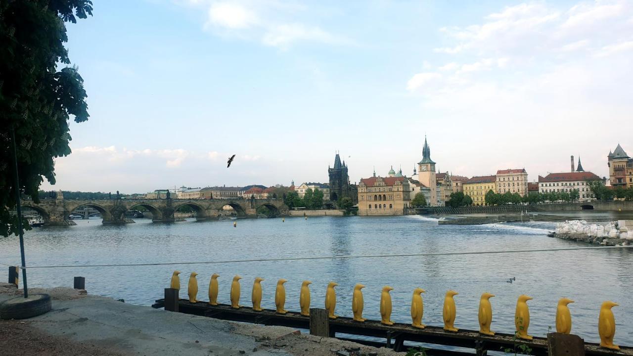 Apartment Laxmi Happy Home In Prague Prague